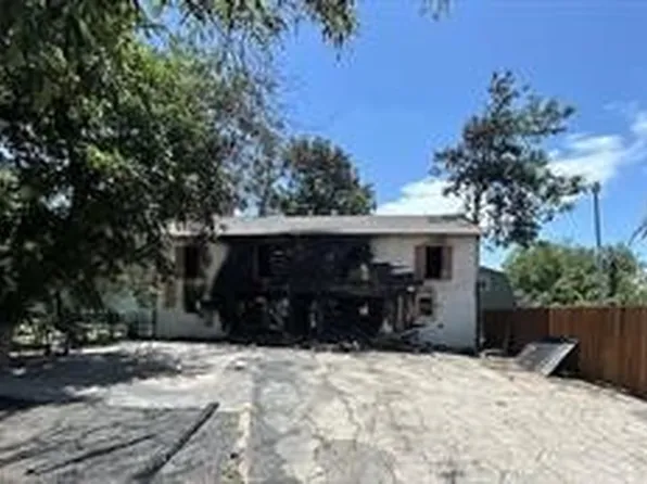 821 S Ayers Ave, Fort Worth, TX 76103