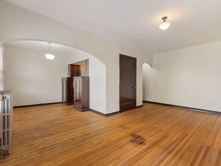 Butler Place — Photo 16