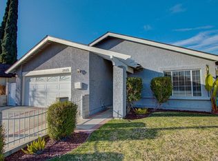 2035 N Bolivar Ct, Simi Valley, CA 93063