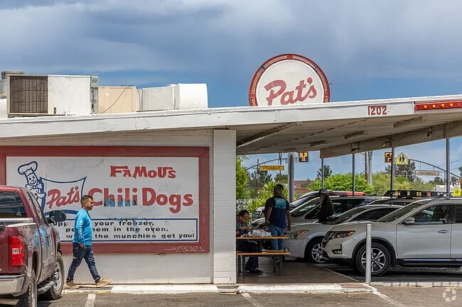a few blocks from Pat's Famous Chili Dogs