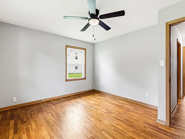 3511 Mitchell Ave — Photo 26