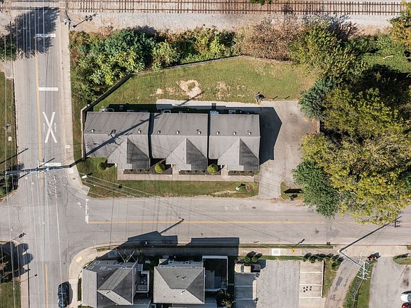 4th image of 903 21st Ave N