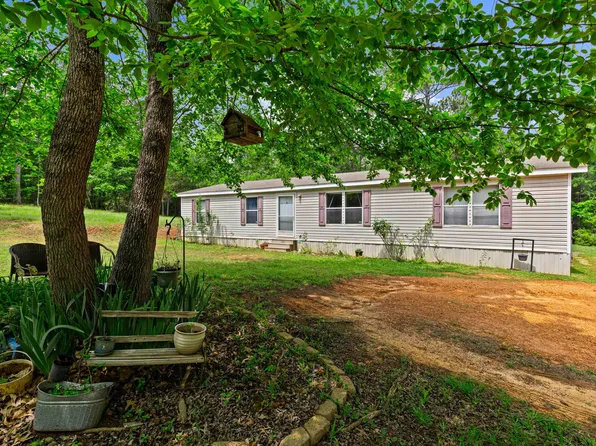 195 Silver Fox Rd, Marshall, TX 75670