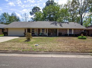 245 Riviera Dr, Jackson, MS 39211