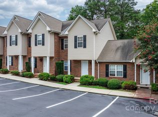 2222 15th Ave NE UNIT 505, Hickory, NC 28601