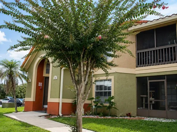 429 FOUNTAINHEAD CIRCLE #121, KISSIMMEE, FL 34741