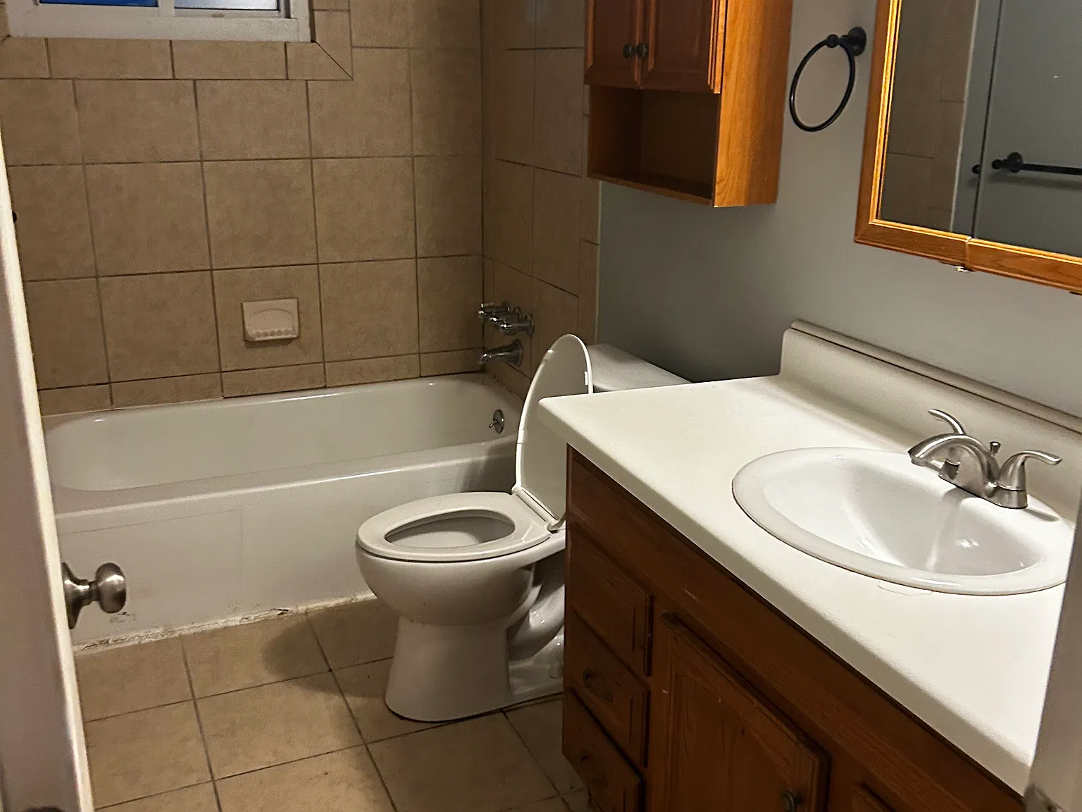 3 bed, 936 sqft, $1,500 — Photo 4