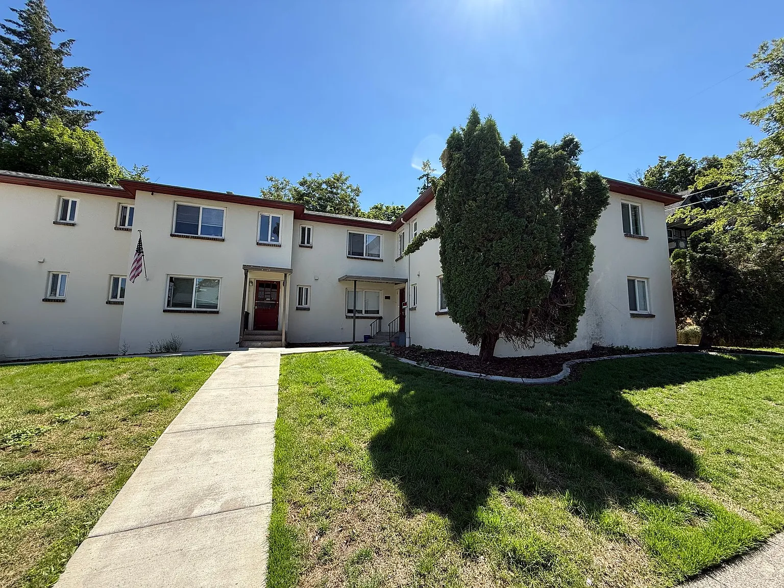 801 South Adams Street — Photo 1