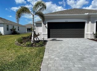 8728 Saint Kitts Cir, Englewood, FL 34224