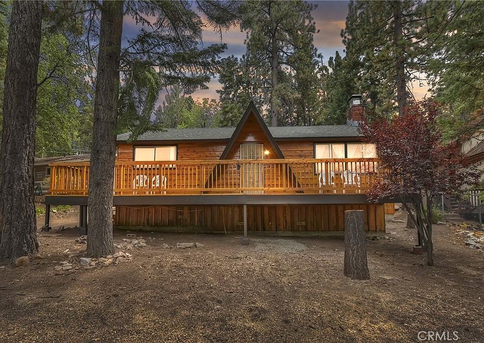 1st image of 43115 Moonridge Rd