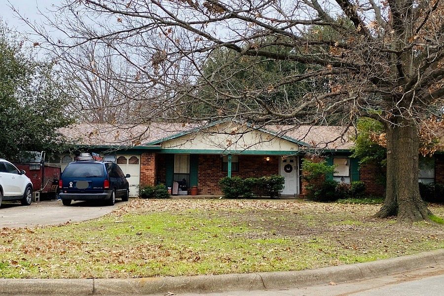 1st image of 1700 Prince Dr