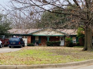 1700 Prince Dr, Benbrook, TX 76126