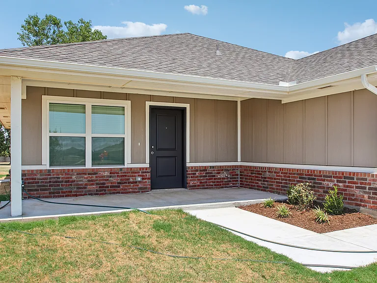 Enclave Estates — Photo 25