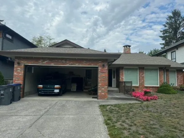 12719 17a Ave, Surrey, BC V4A 5T5