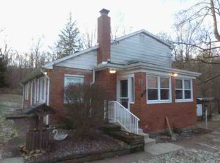 113 Loretta Ln, New Kensington, PA