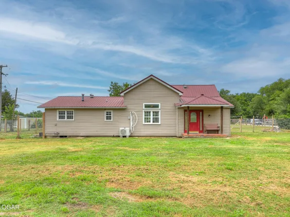 302 W Garber St, Fairview, MO 64842