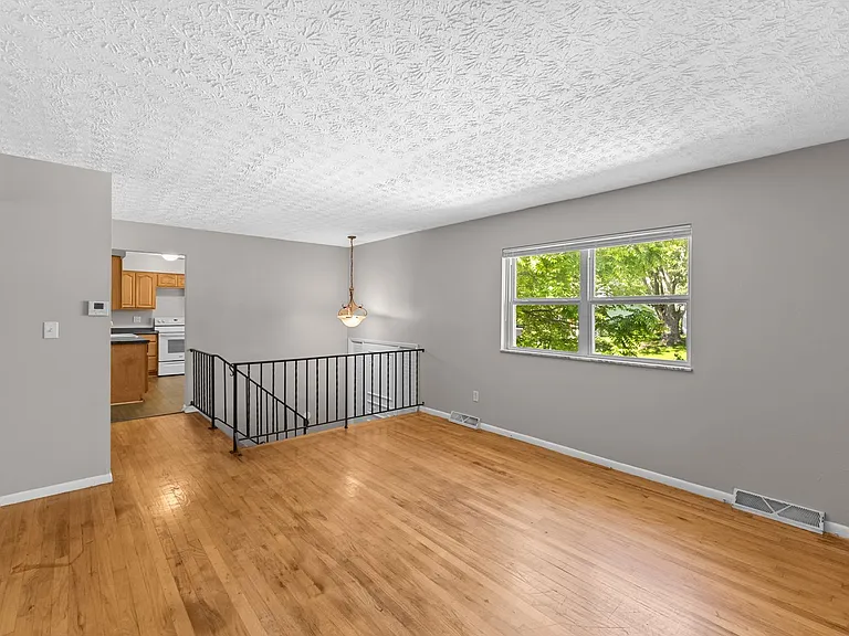 6406 Dalewood Rd — Photo 11