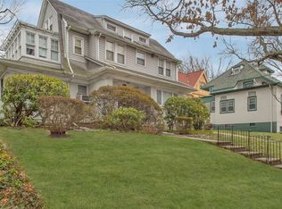 119-14 80th Rd, Kew Gardens, NY 11415