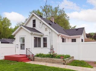 1556 E 83rd St, Bloomington, MN 55425