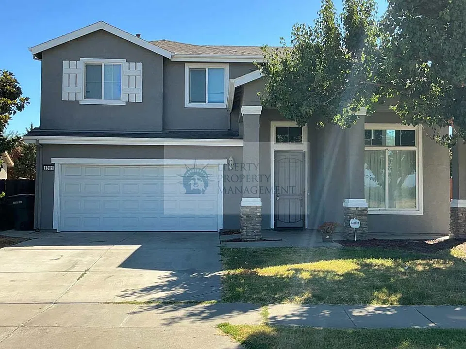 1901 Saint Salazar Cir