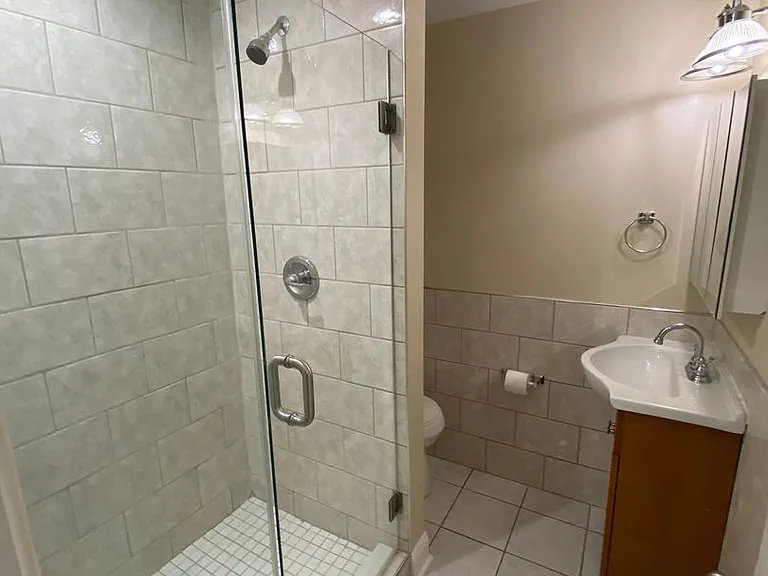 1811 Kalorama Rd NW — Photo 12