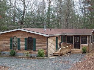 50 Greenwood Acres Dr, Mills River, NC 28759