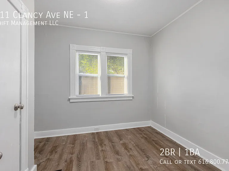 811 Clancy Ave NE #1 — Photo 13