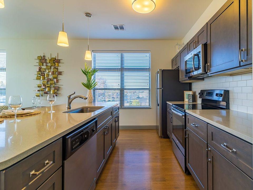 1st image of 3450 Indianola Ave APT 306