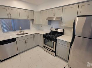 701 Woodbridge Commons Way, Iselin, NJ 08830