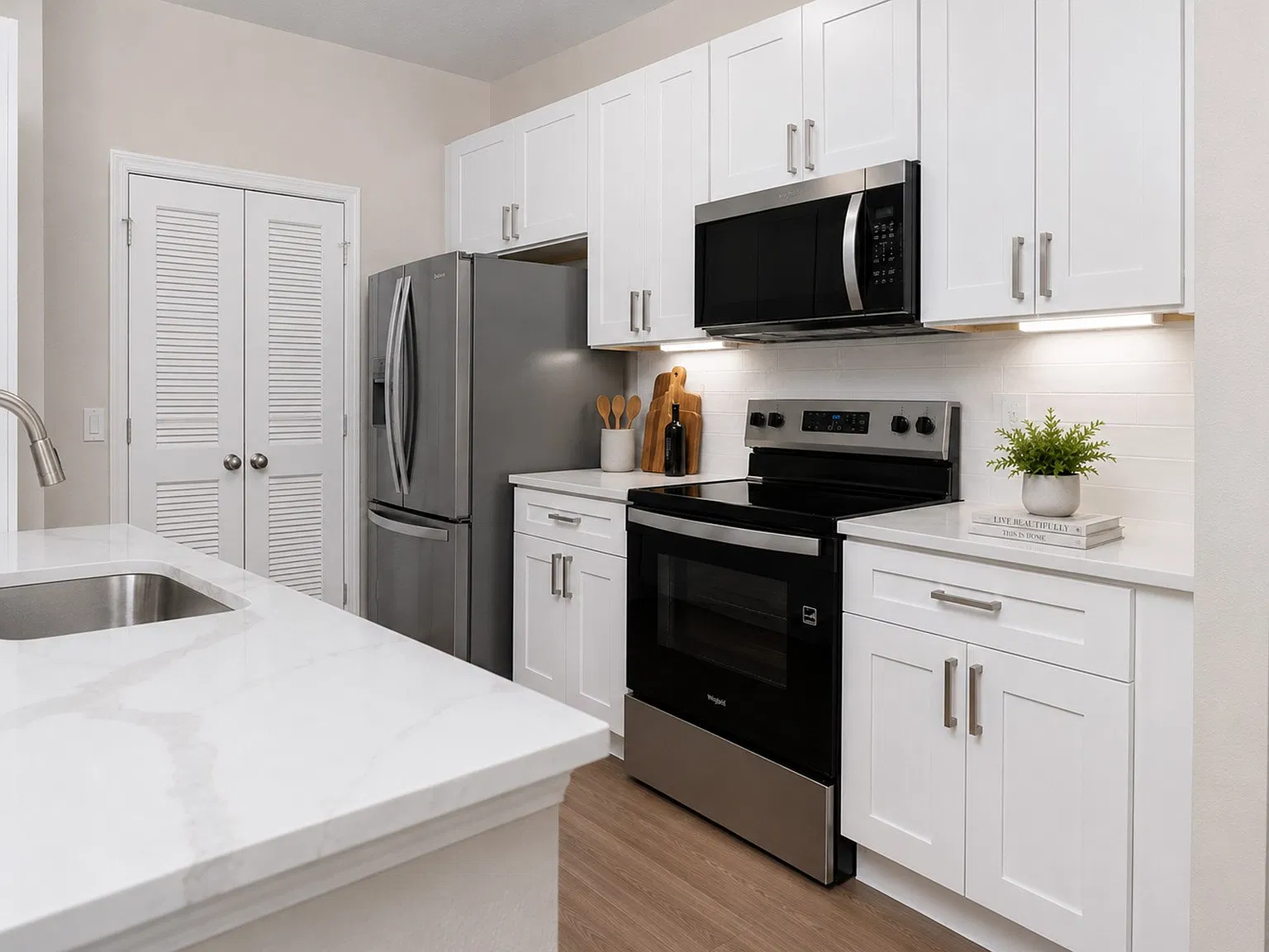 Reserve At Beachline Apartments — Photo 4