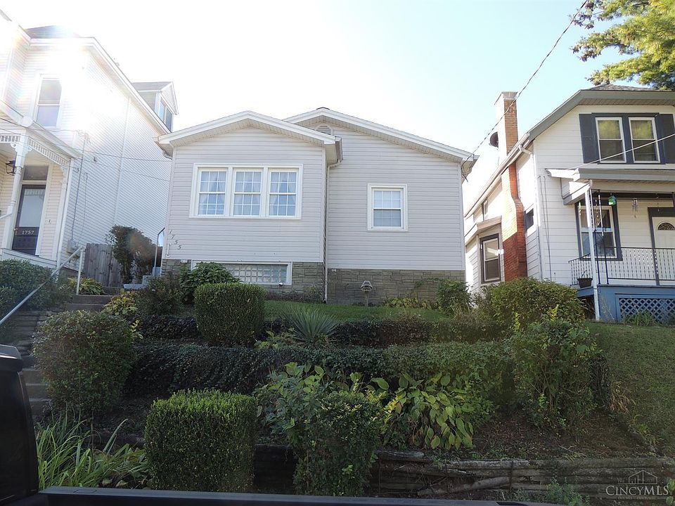 1st image of 1755 Weyer Ave
