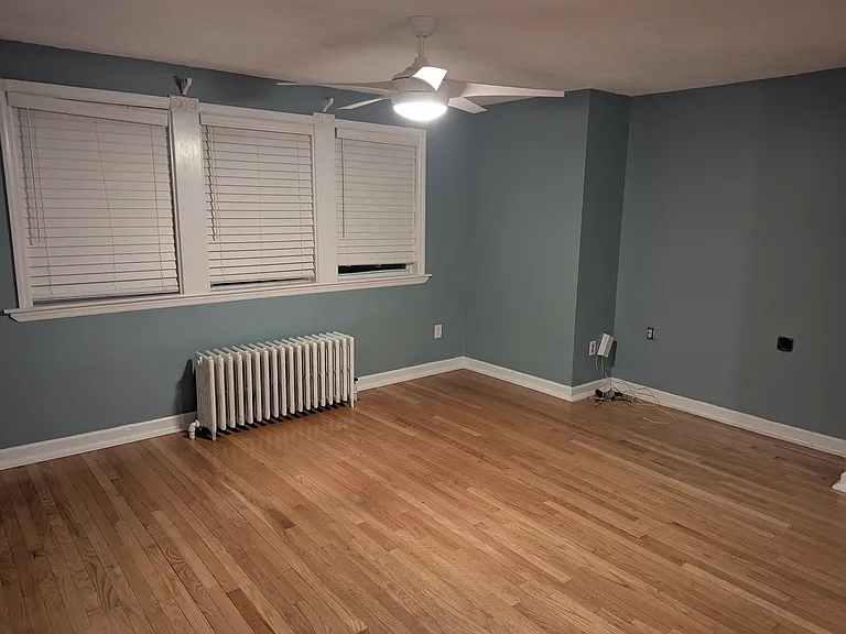 156 W Center St — Photo 9