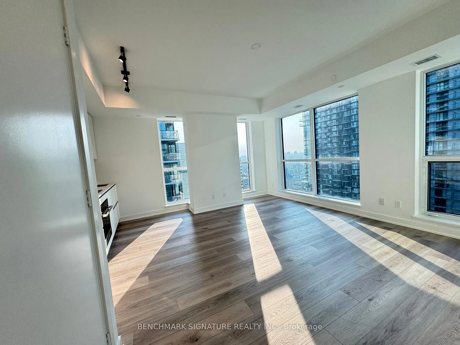 1 bed, $2,800 — Photo 1