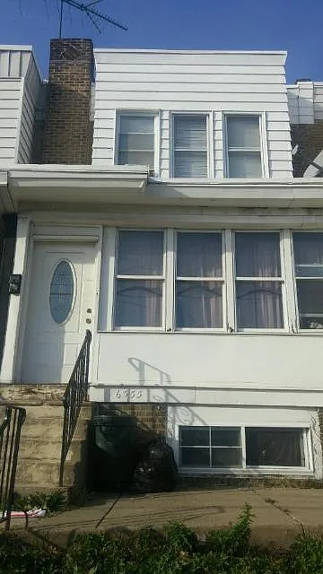 3 bed, 1432 sqft, $1,550 — Photo 1