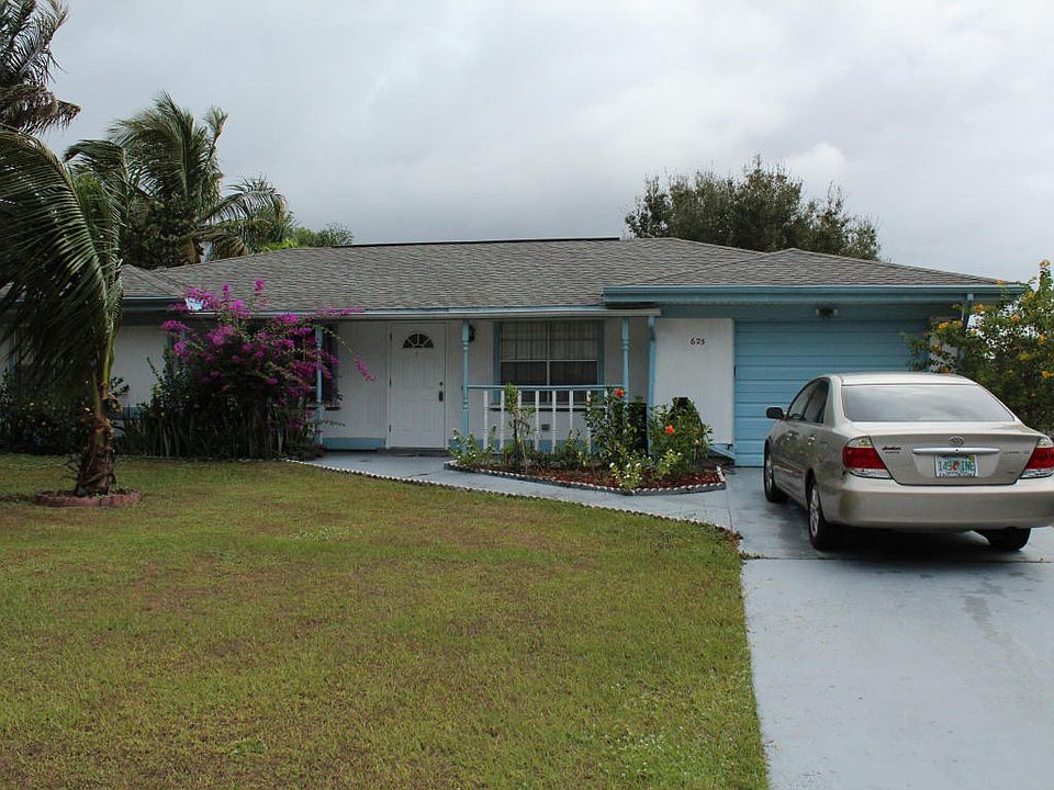 1st image of 625 SW Belmont Cir