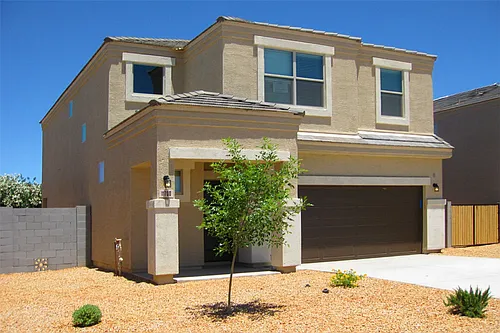 11700 E Cliffrose Ln Photo 1