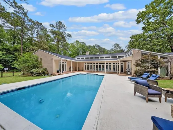 20 Cherokee Rd, Moultrie, GA 31768