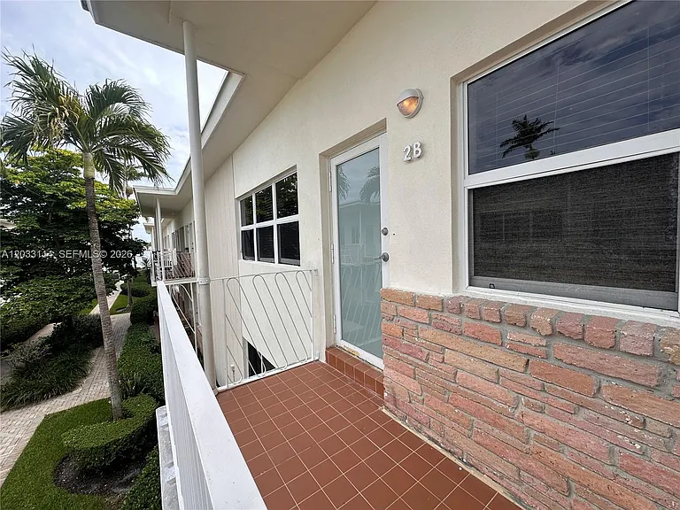 1100 Venetian Way #2B — Photo 8