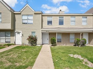 9415 Olde Towne Row, Dallas, TX 75227
