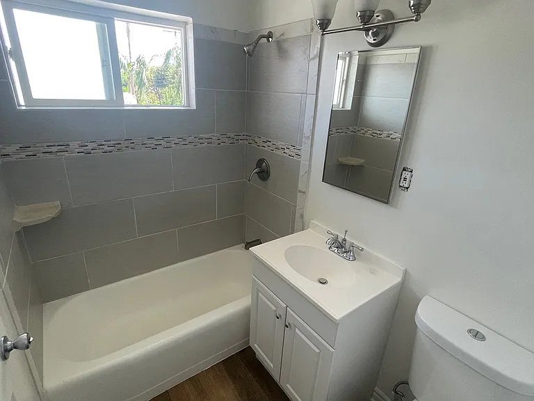 Villas at Downey — Photo 17
