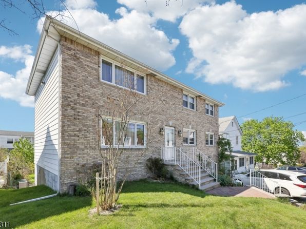 230 Salomone Ave, Woodland Park, NJ 07424
