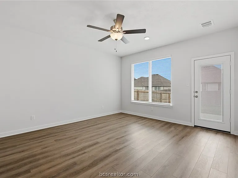 10633 Burgundy Berry Way — Photo 8