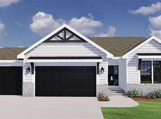 400 SW Hawthorne Ln, Blue Springs, MO 64013