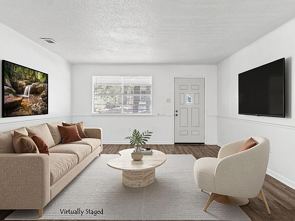 3rd image of 509 Nan Cir