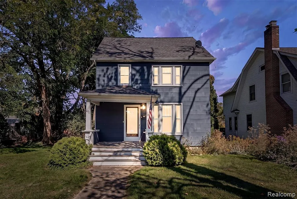 4 bed, 2.0 bath, 2000 sqft, $2,400 — Photo 3