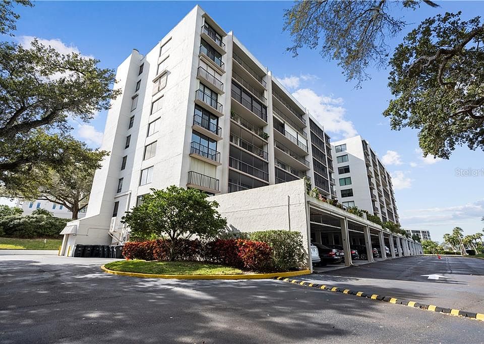1st image of 220 Belleview Blvd APT 309