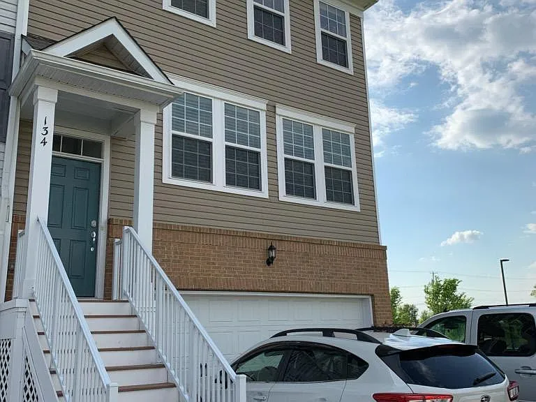 134 Admiral Ln — Photo 3