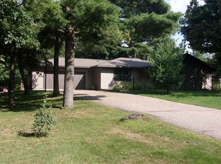 4111 Mapledale Ct, Wisconsin Rapids, WI 54494