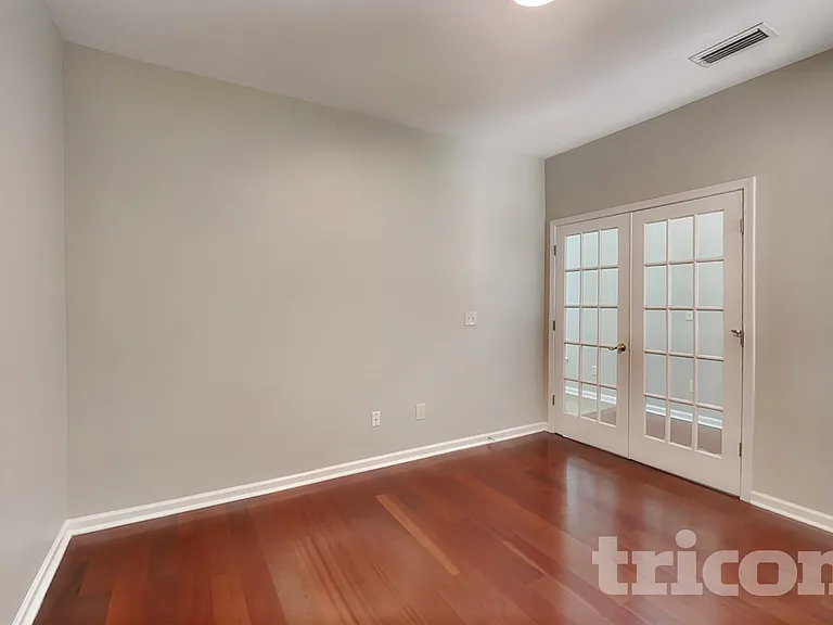 272 Silver Glen Ave — Photo 19