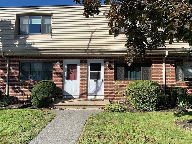 222 Farrwood Dr — Photo 12